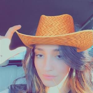 Meet your Posher, Tayana